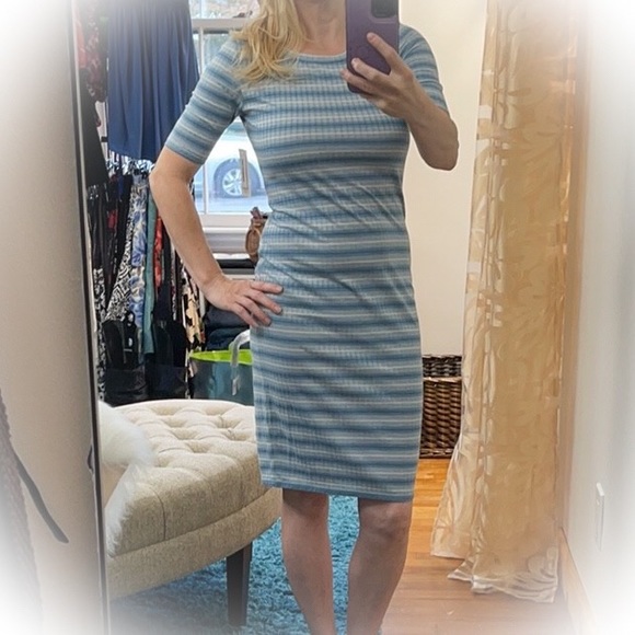 💕NWT Beautiful Striped Lularoe Julia Style Dress - Picture 13 of 15